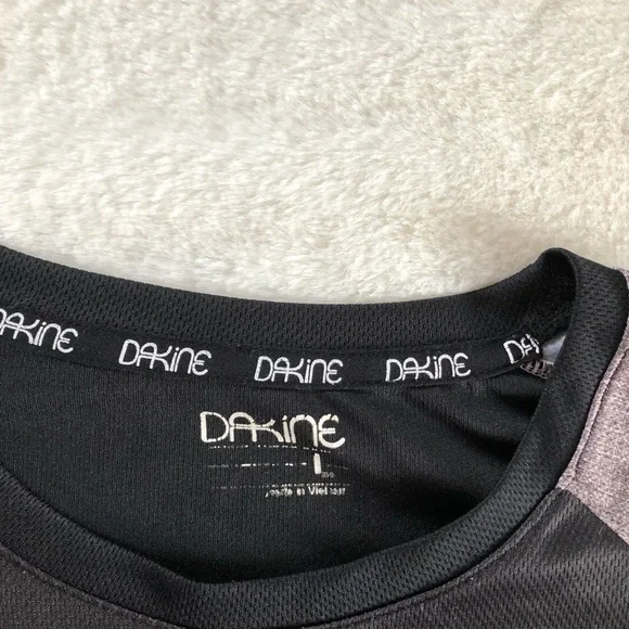 Women’s Black and Gray Graphic Raglan Cycling Jersey Shirt. - Picture 4 of 4